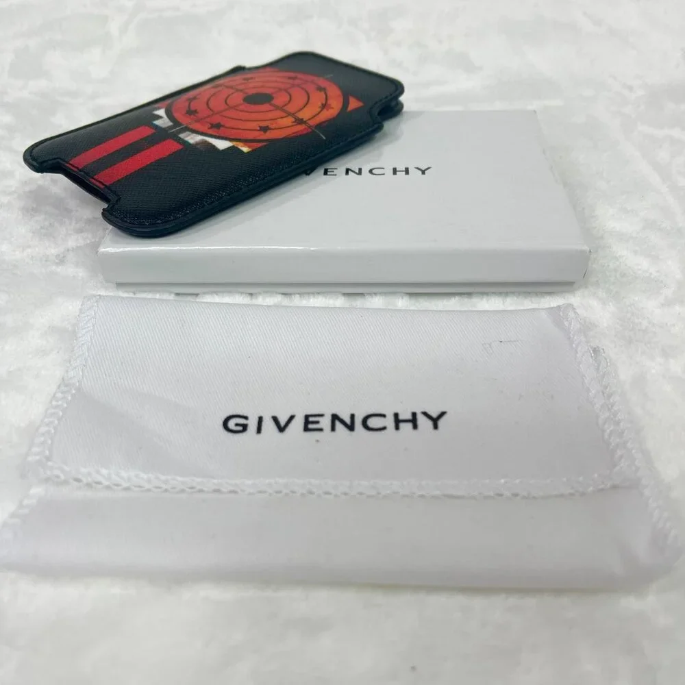 NIB Auc Givenchy Printed Bullseye Coated Canvas Phone Case